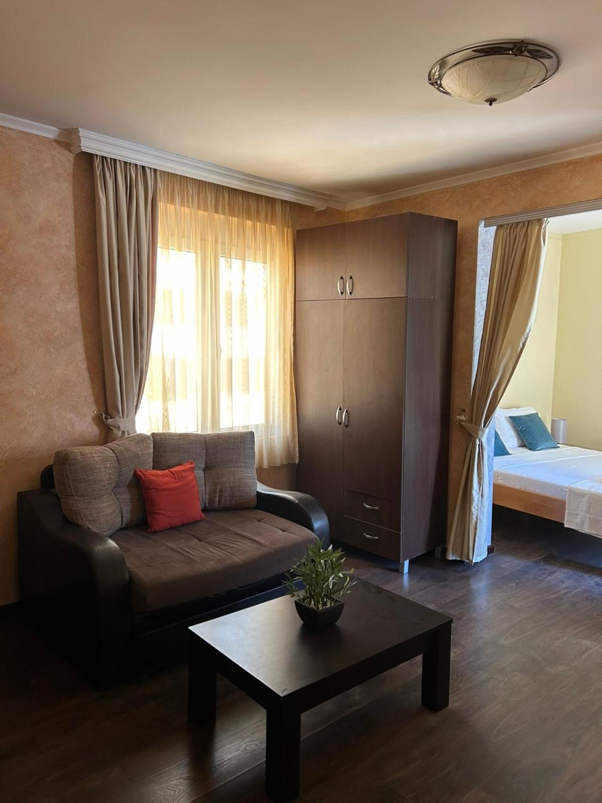 Hotel Victoria بار الغرفة الصورة